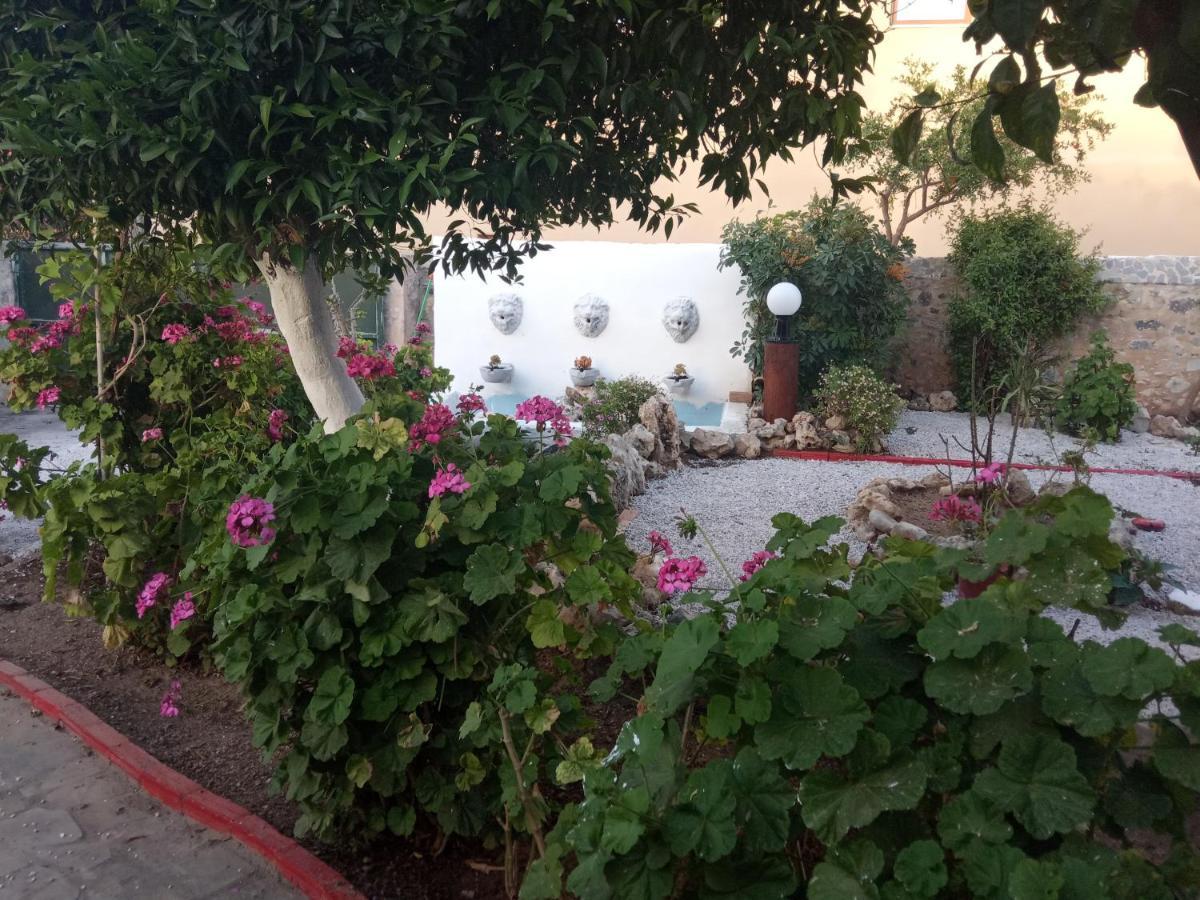 Εlegant Villa Liakos Pigí Eksteriør billede
